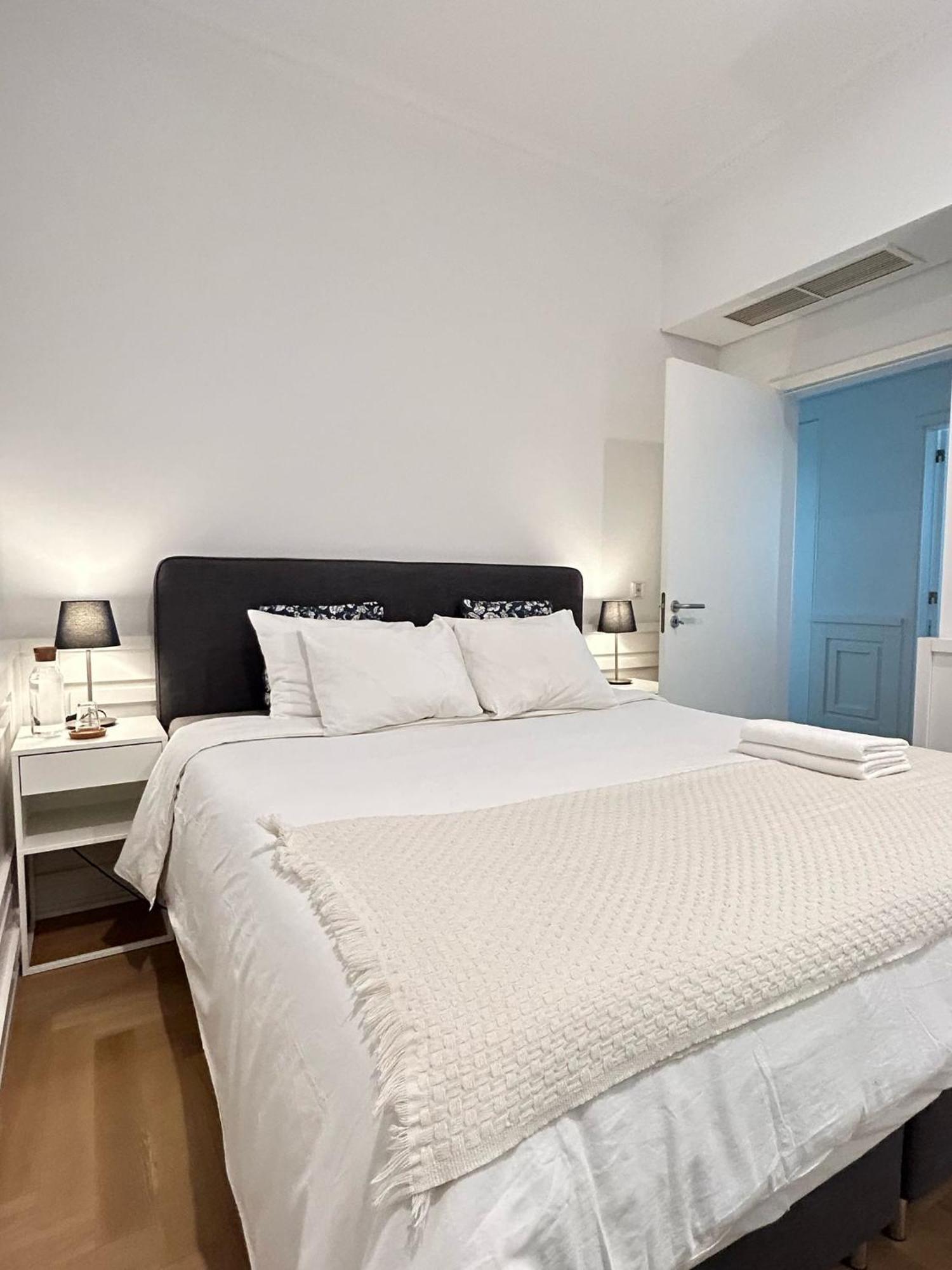 Suite In Shared House In Downtown Lisbon Bagian luar foto